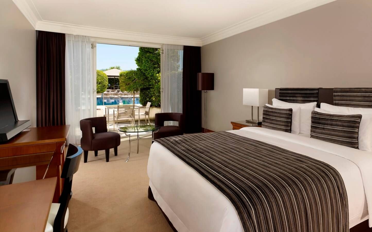 Chambre supérieure chambre de luxe hôtel président wilson, genève